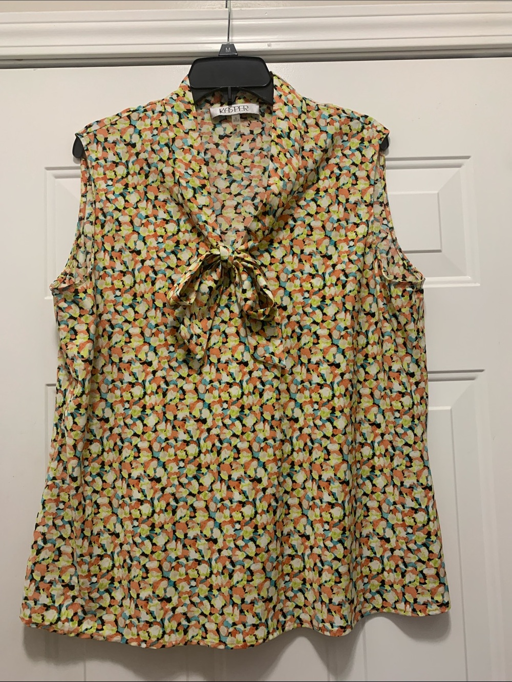 3/$15 Kasper Sleeveless Tie-Neck Floral Print Top in Multi-Color Size XL
